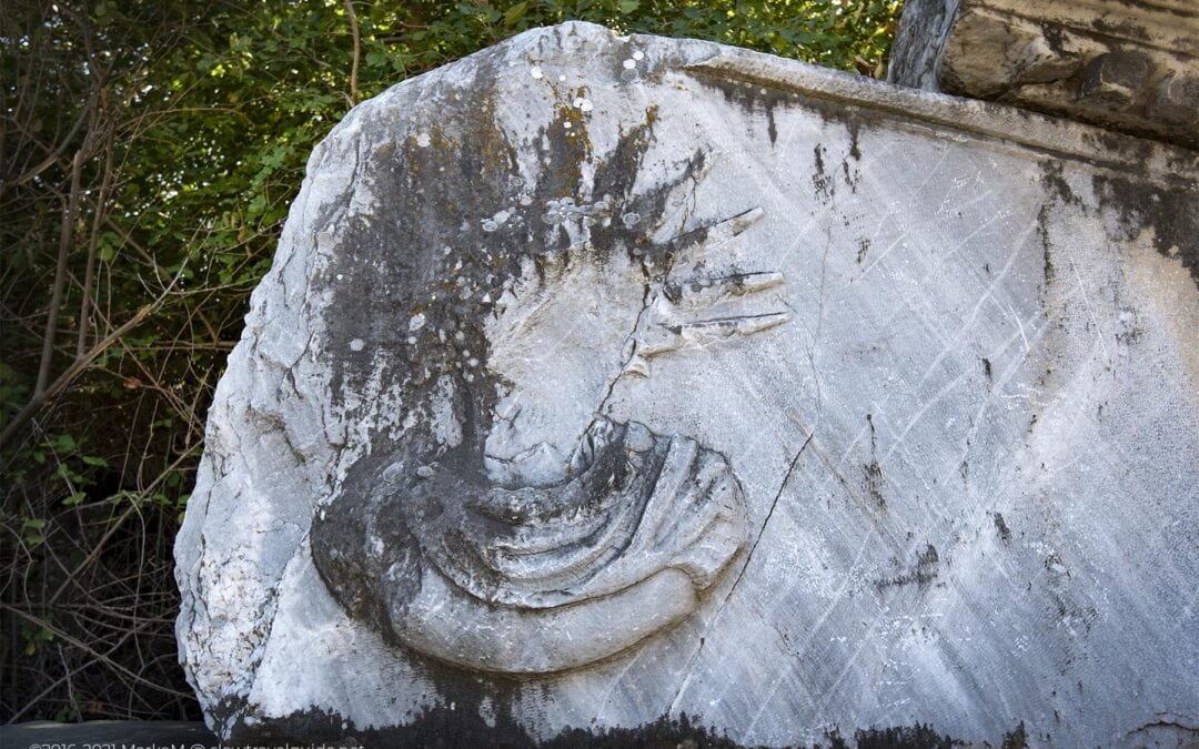 A DETAIL FROM THE SERAPEION AT MILETUS